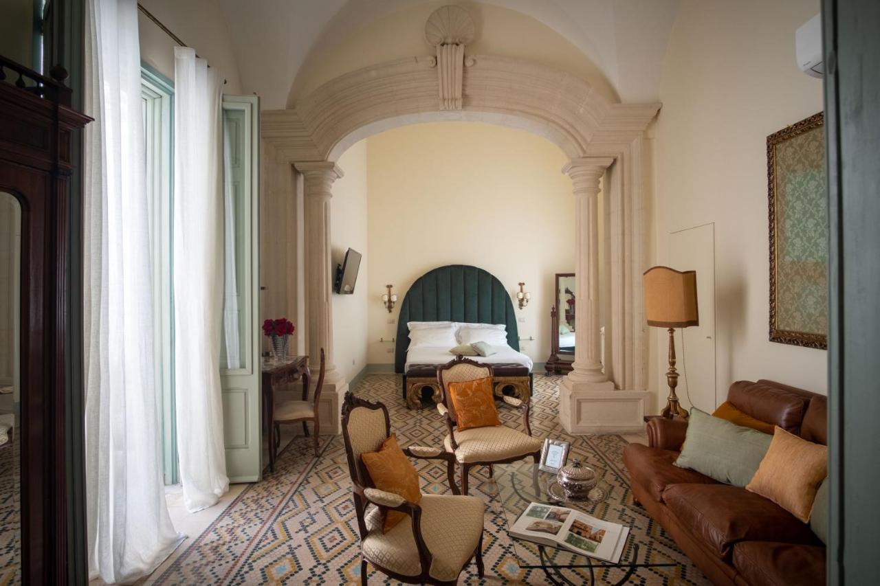 לינה וארוחת בוקר לצ'ה Palazzo Guido מראה חיצוני תמונה