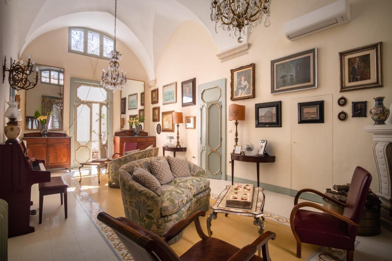 לינה וארוחת בוקר לצ'ה Palazzo Guido מראה חיצוני תמונה