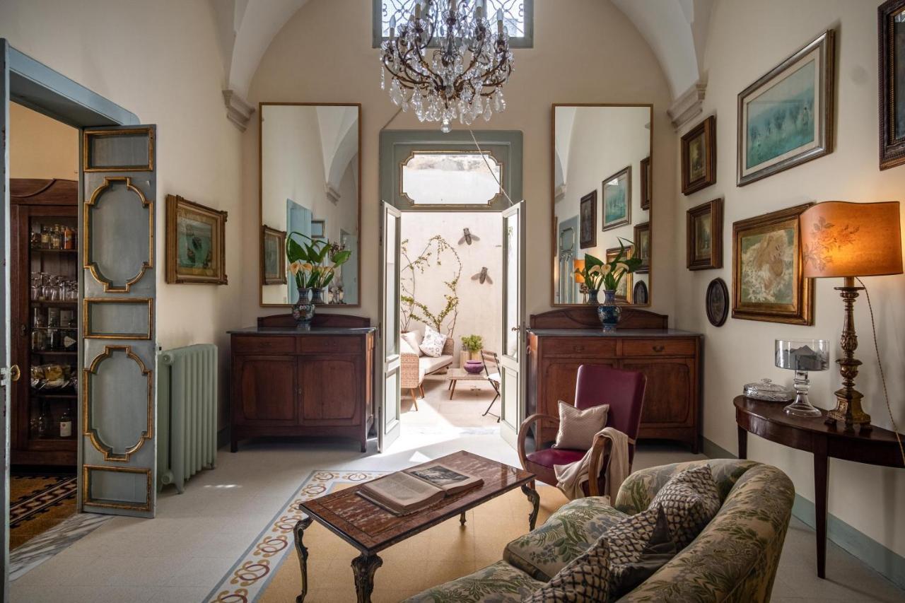 לינה וארוחת בוקר לצ'ה Palazzo Guido מראה חיצוני תמונה