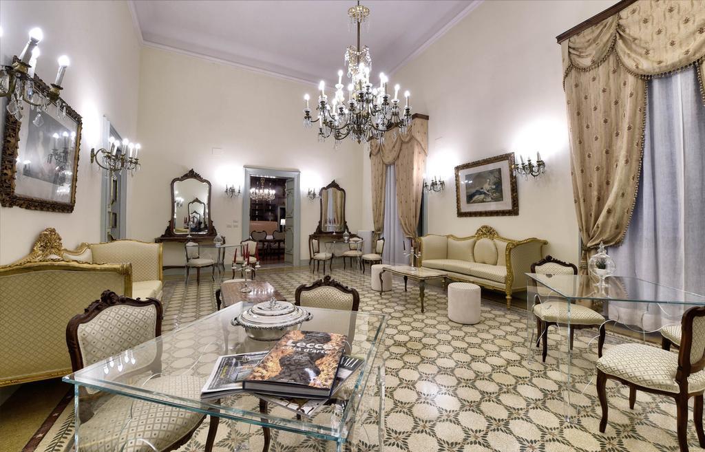 לינה וארוחת בוקר לצ'ה Palazzo Guido מראה חיצוני תמונה